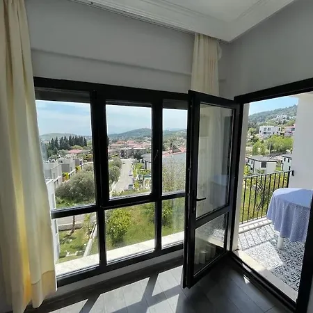Aegean Sea Wiev Cesmealti Triplex With Pool Access Wi-fi *